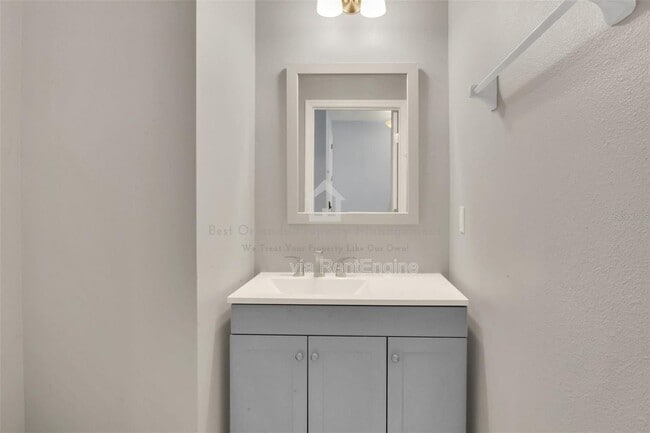 Building Photo - 1225 Countrymen Ct