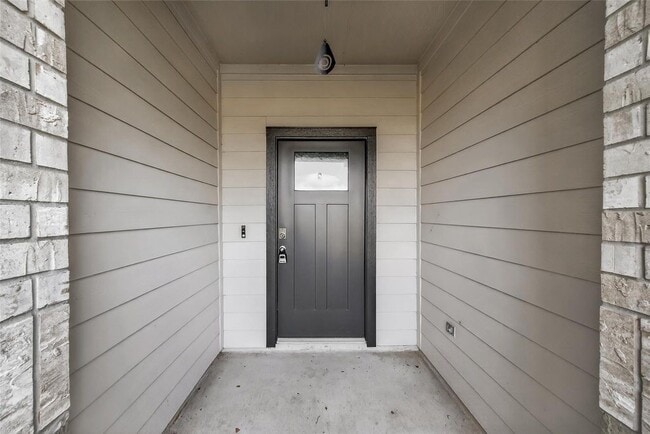 Building Photo - 30611 Castle Cove Dr