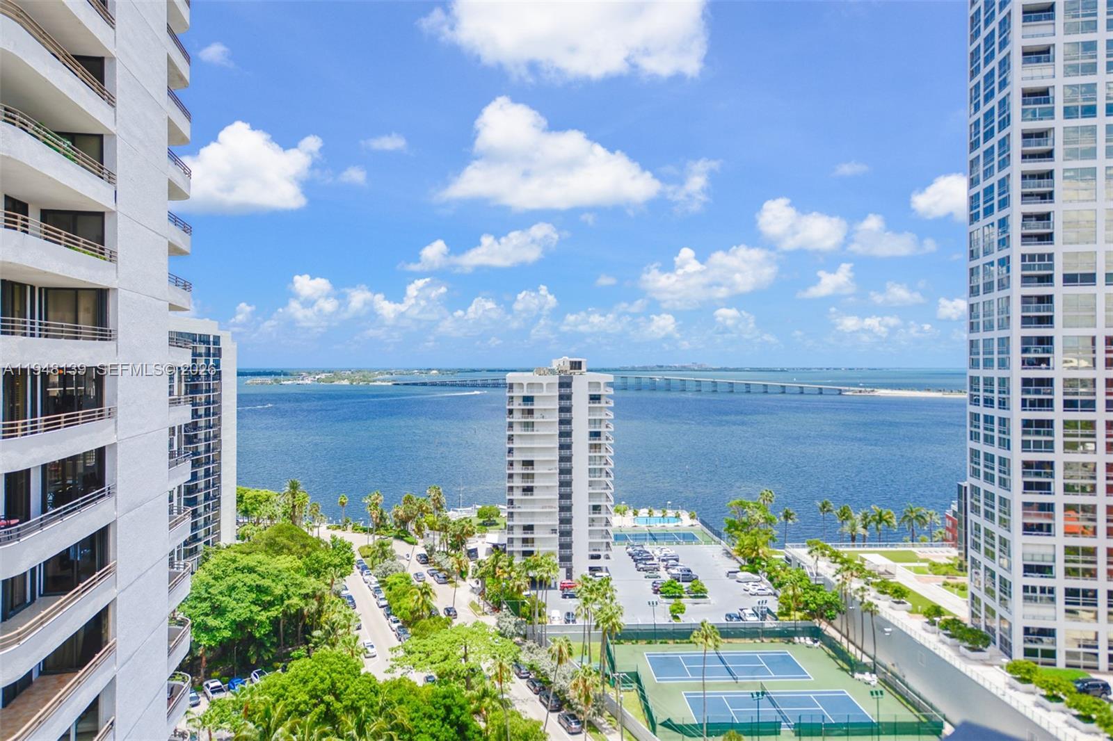 Building Photo - 1451 Brickell Ave