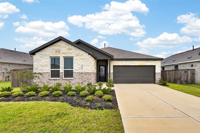 Building Photo - 28622 Great Saddle Trl