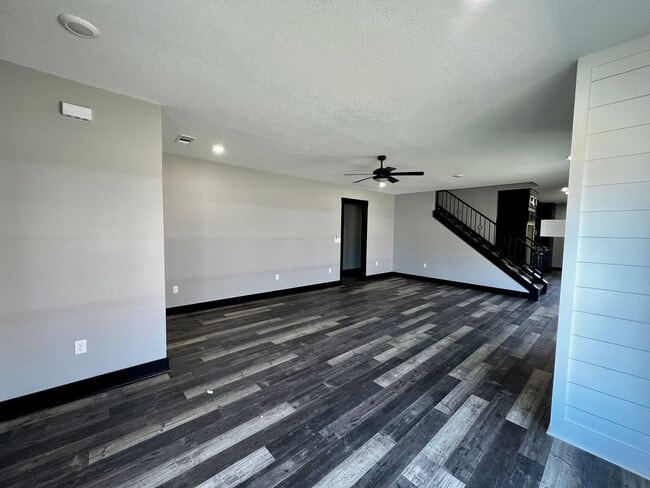 Building Photo - 4101 Stoke Dr