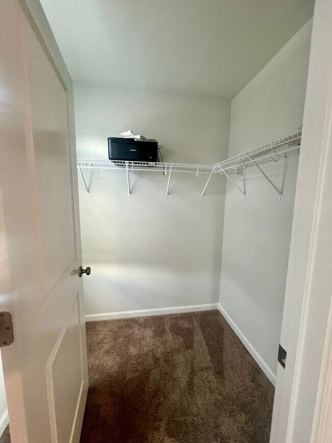 Building Photo - Parsons Mill Castle Hayne, 4BR, 2 Car Gara...