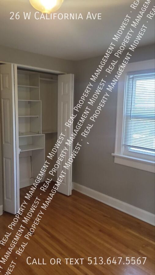 Building Photo - 26 W California Ave