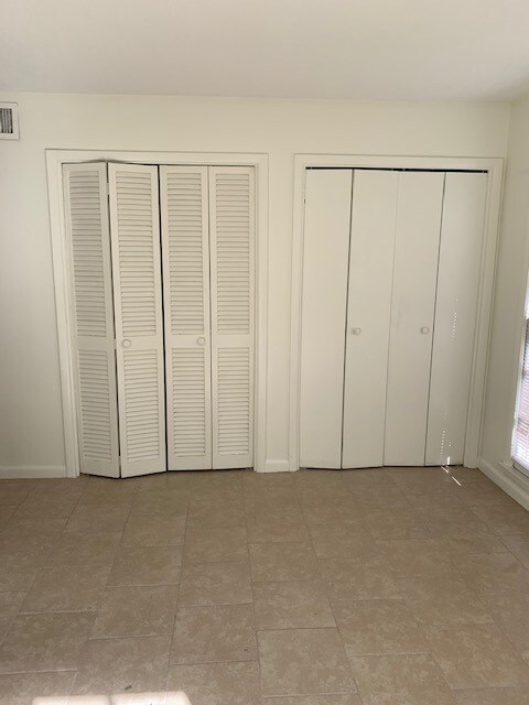 Building Photo - 1504 Dauphin St