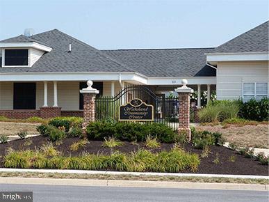 Building Photo - 312 Quinton Oaks Cir