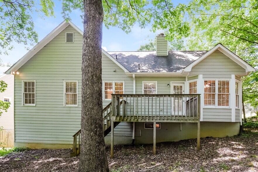 Building Photo - 503 Brooksdale Dr
