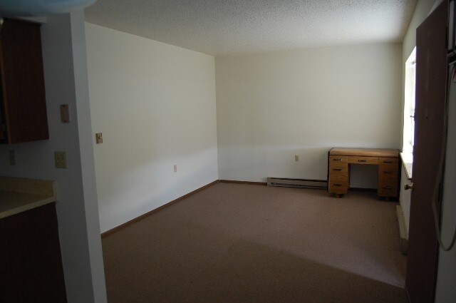 Building Photo - 700 Cedar St