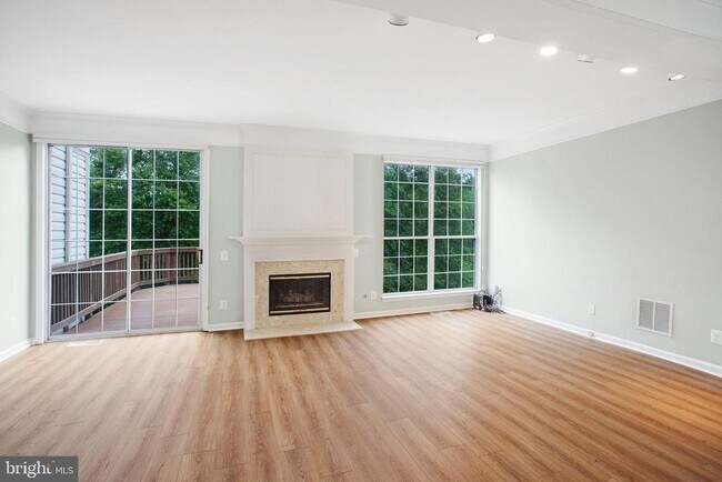 Building Photo - 11823 Limoux Pl
