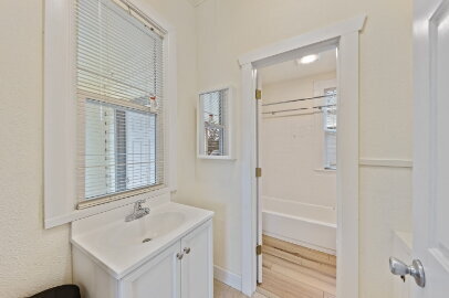 Building Photo - Charming & Updated Home with Garage