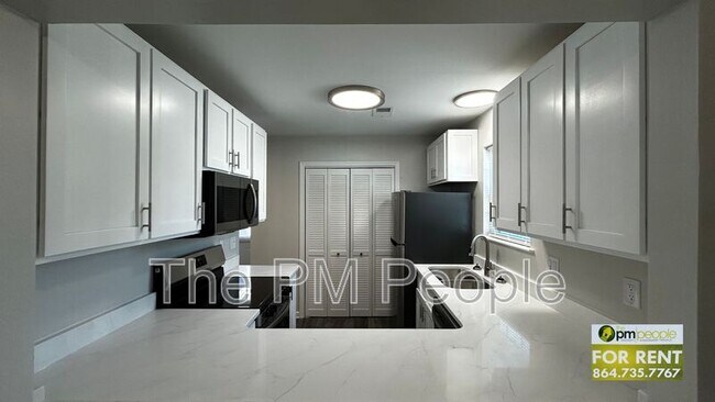 Building Photo - 10B Pointer Ln