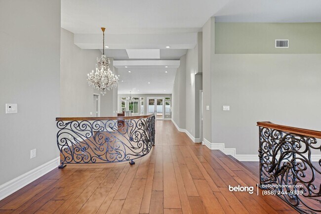 Building Photo - 4911 Amador Dr