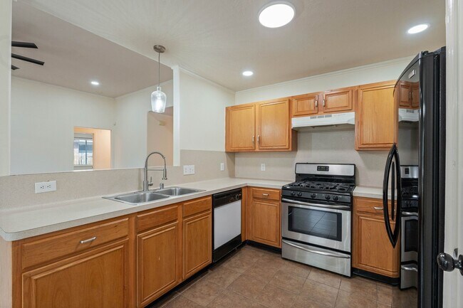 Building Photo - 21523 Juniper Meadows Dr