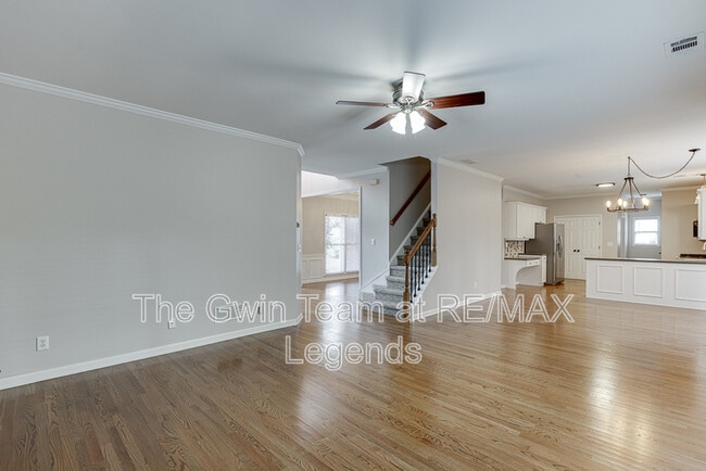 Building Photo - 1795 Lake Heights Cir