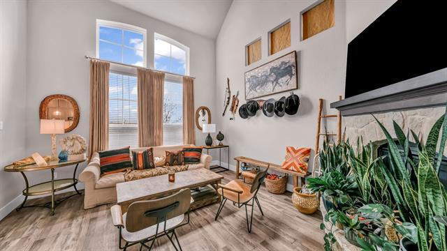 Building Photo - 2357 Longspur Dr