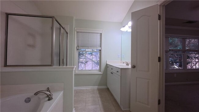 Building Photo - 2398 Meadow Falls Ln