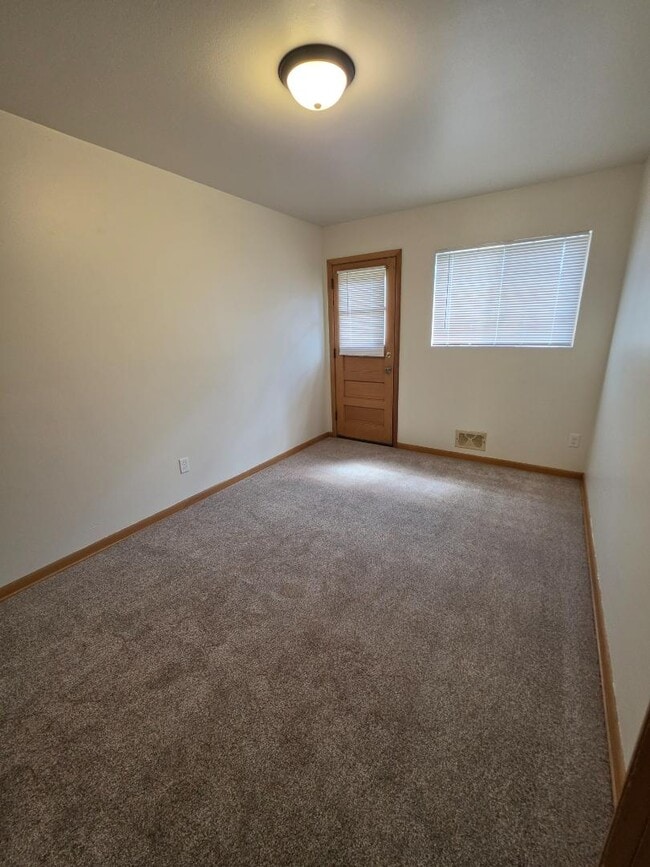 Building Photo - 8641 W Lapham St