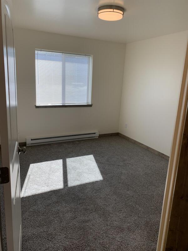 Building Photo - 801 Gibbon St