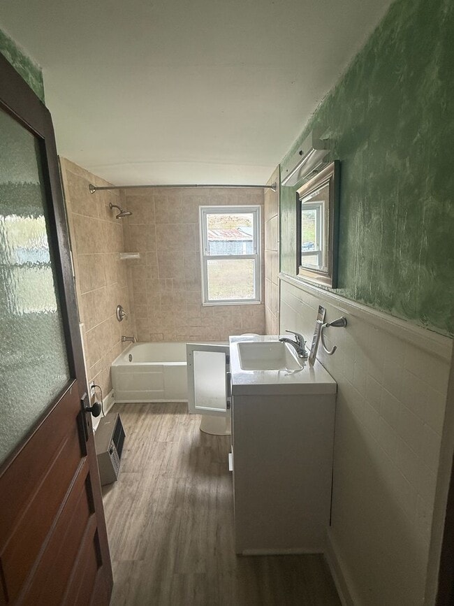 Building Photo - oliv3574