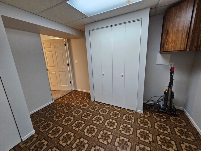 Building Photo - Beautiful 3 Bed/3 Bath Home