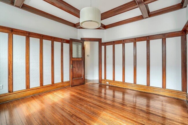 Building Photo - 57 Highwood Terrace