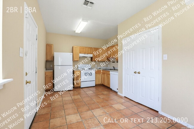 Building Photo - 6342 Queens Castle Dr