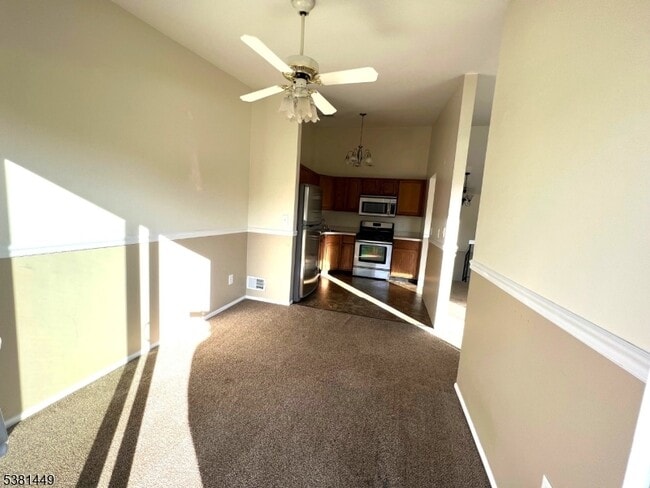 Building Photo - 1308 Spruce Hills Dr