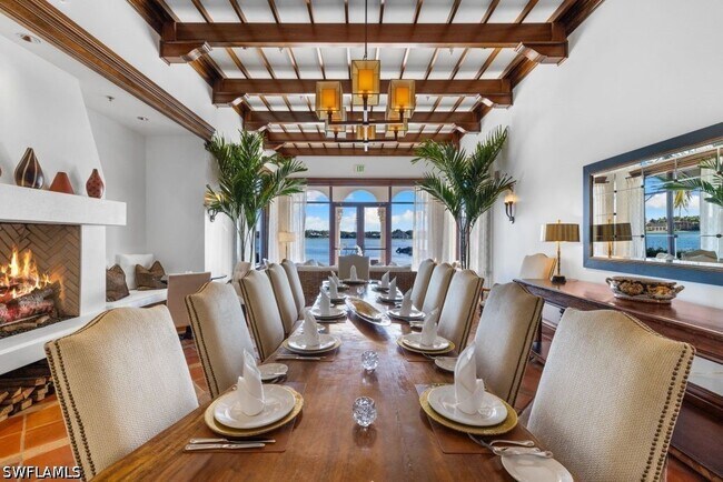 Building Photo - 10731 Mirasol Dr