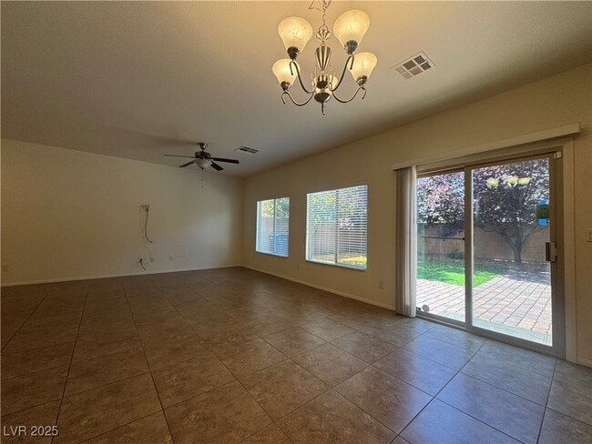 Building Photo - 9241 Forest Meadows Ave