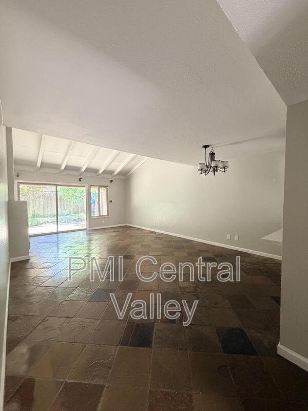 Building Photo - 3440 W Benjamin Holt Dr