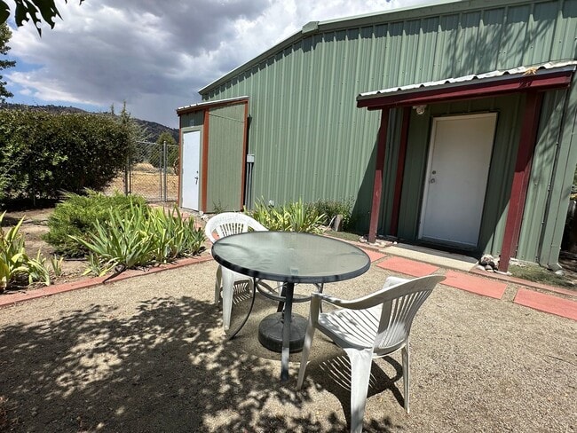 Building Photo - Furnished Studio READY NOW! electricity in...