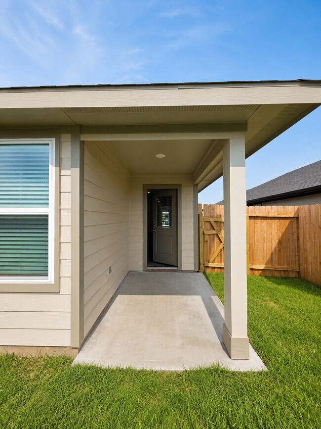 Building Photo - 3607 Turnpike