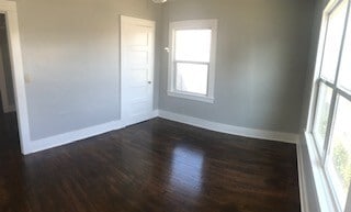 Building Photo - Available NOW Beautiful Historic Home in H...