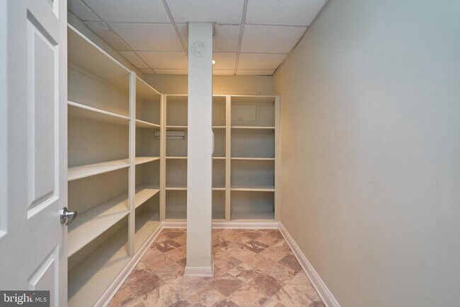 Building Photo - 500 Springvale Rd