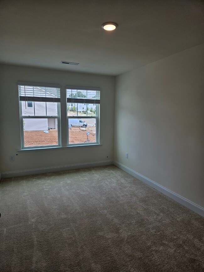 Building Photo - 112 Lavender Ln