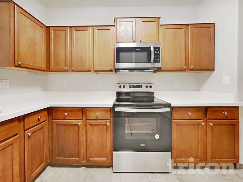 Building Photo - 17731 W Banff Ln