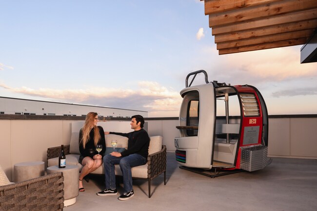 Building Photo - 3972 E Evans Ave