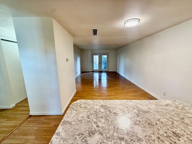 Building Photo - 1620 Ranae Dr