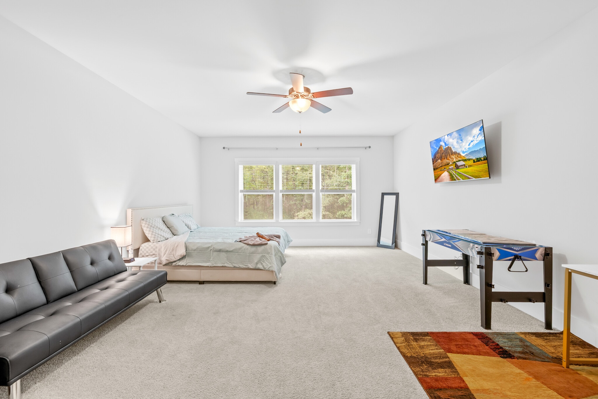 Building Photo - Room in House on Grace Ln