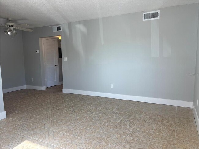 Building Photo - 7338 Coquina Way