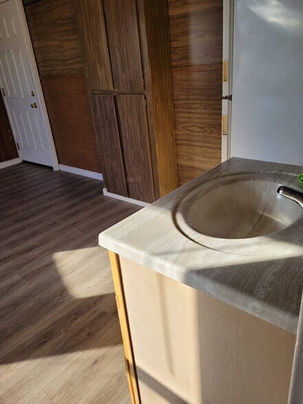 Building Photo - 1235 32nd St