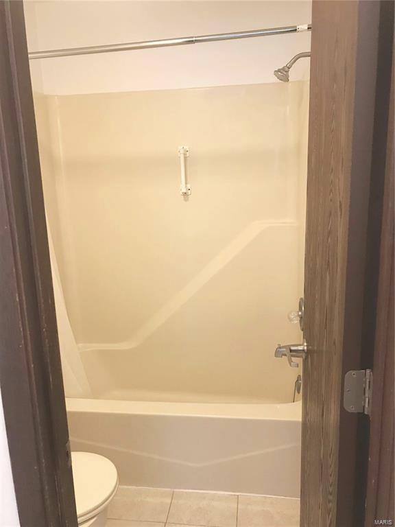 Building Photo - 69 Peachtree Ln