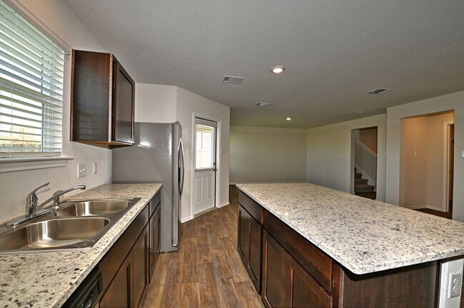 Building Photo - 13507 Hummel Lp