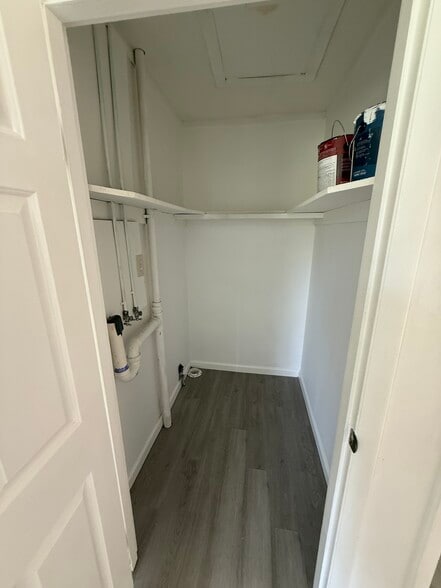 Building Photo - 5612 Madonna Cir