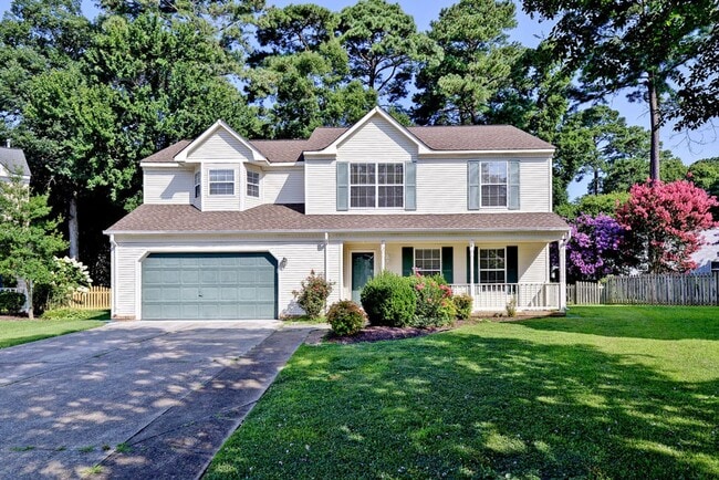 Building Photo - Convenient Coventry Home