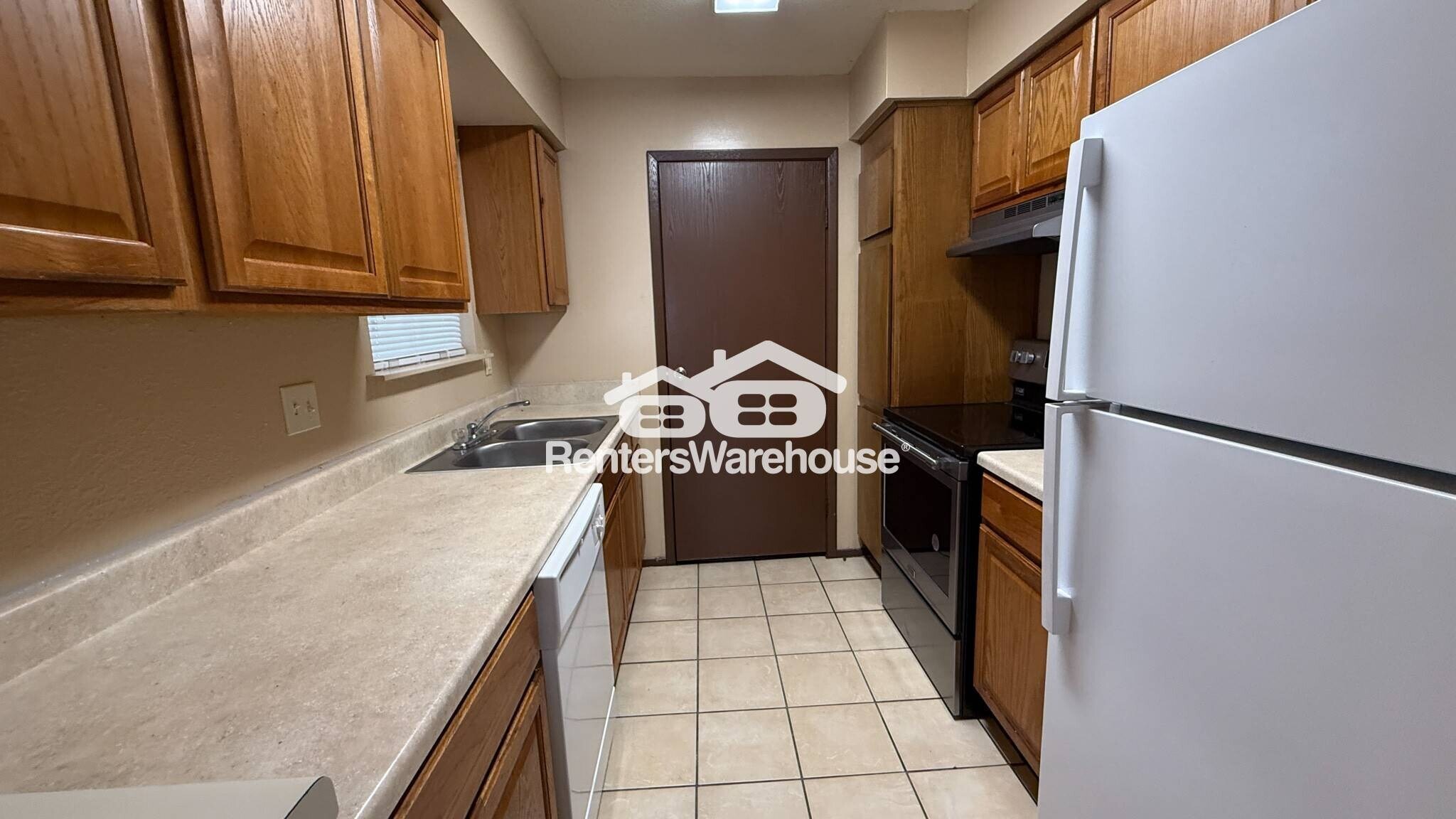 Building Photo - 13480 S Thorntree Dr