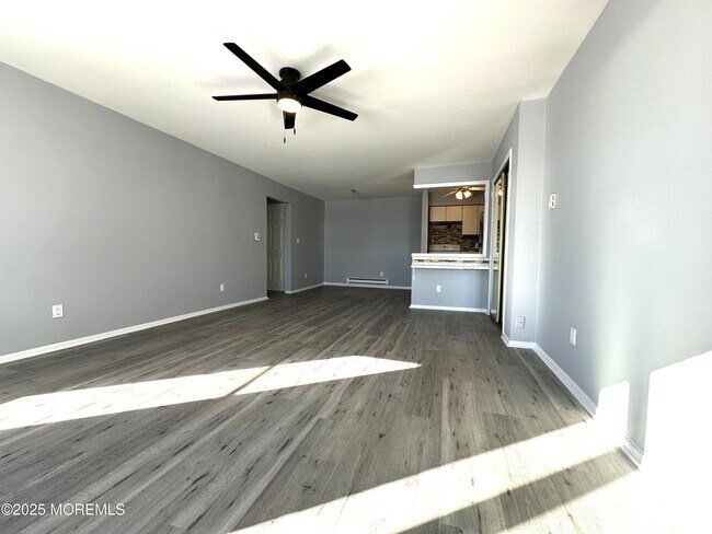 Building Photo - 1501 Ocean Ave N