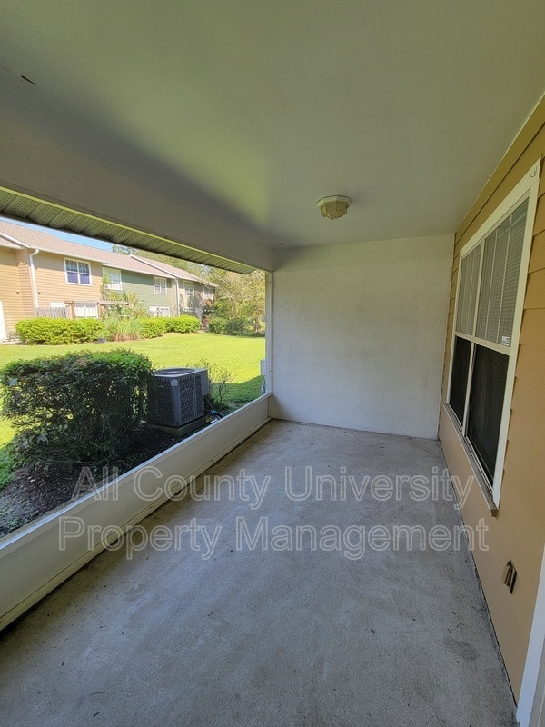 Building Photo - 2348 SW 42nd Dr