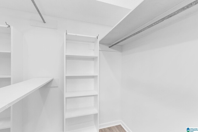 Building Photo - 3222 Tyrol Ln
