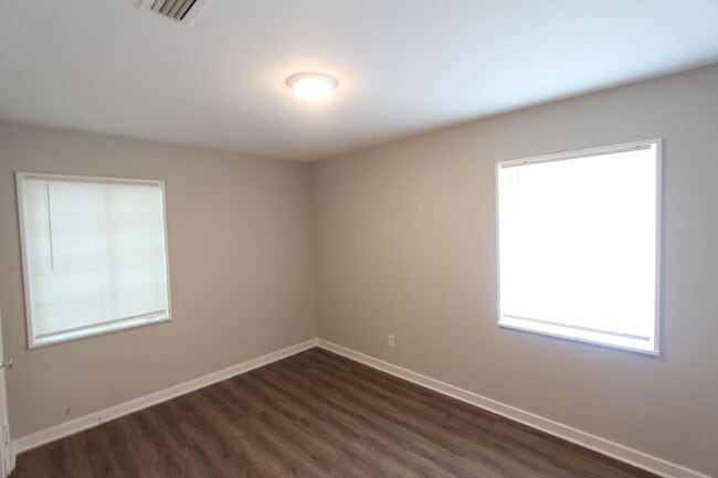 Building Photo - Great Home - New on The Market!!