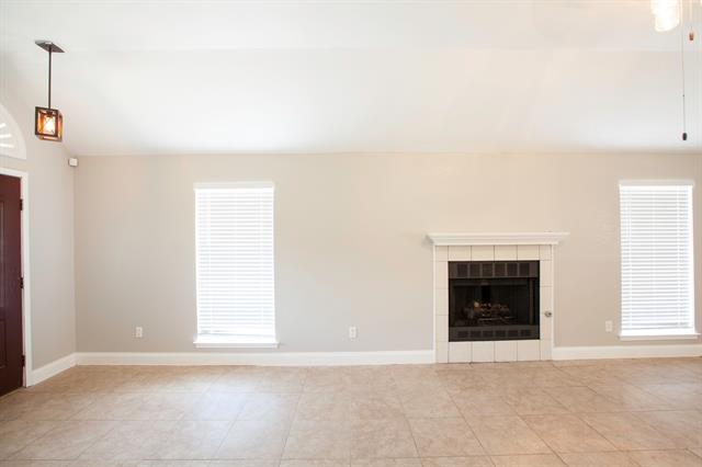 Building Photo - 10686 Rosebud Ct